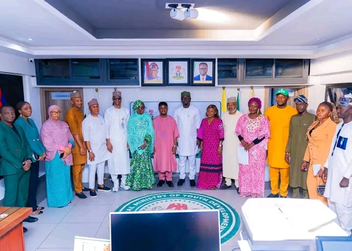 Akure Youth Media Commends Hon. Minister Of Youth Development Over National Youth Security Emblem Recognition